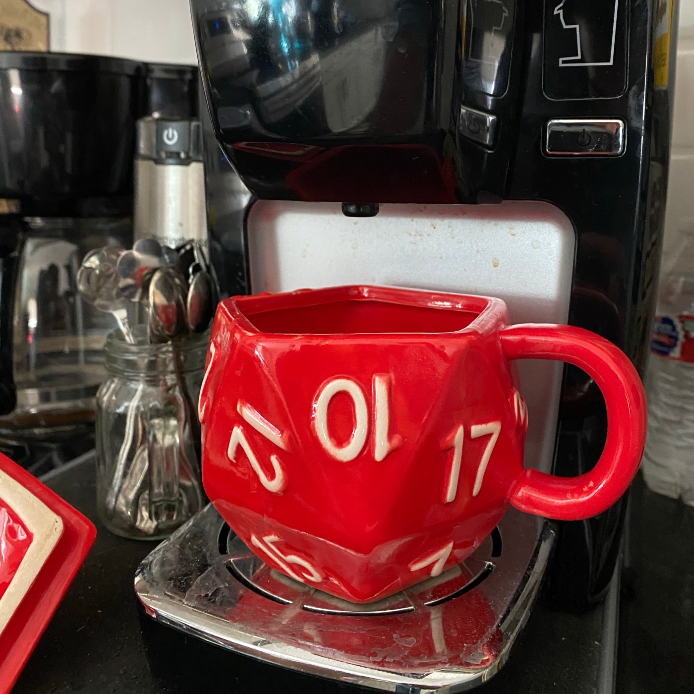 d20 mug